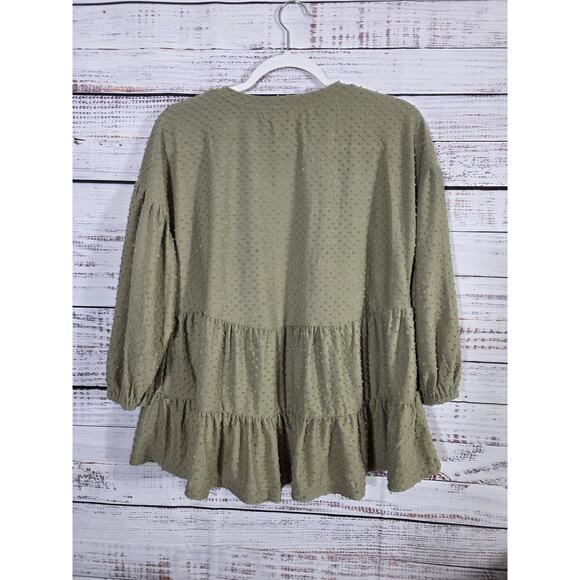 Blu Pepper Olive Green Tiered babydoll peplum long sleeve blouse NWT size Medium - Picture 2 of 3